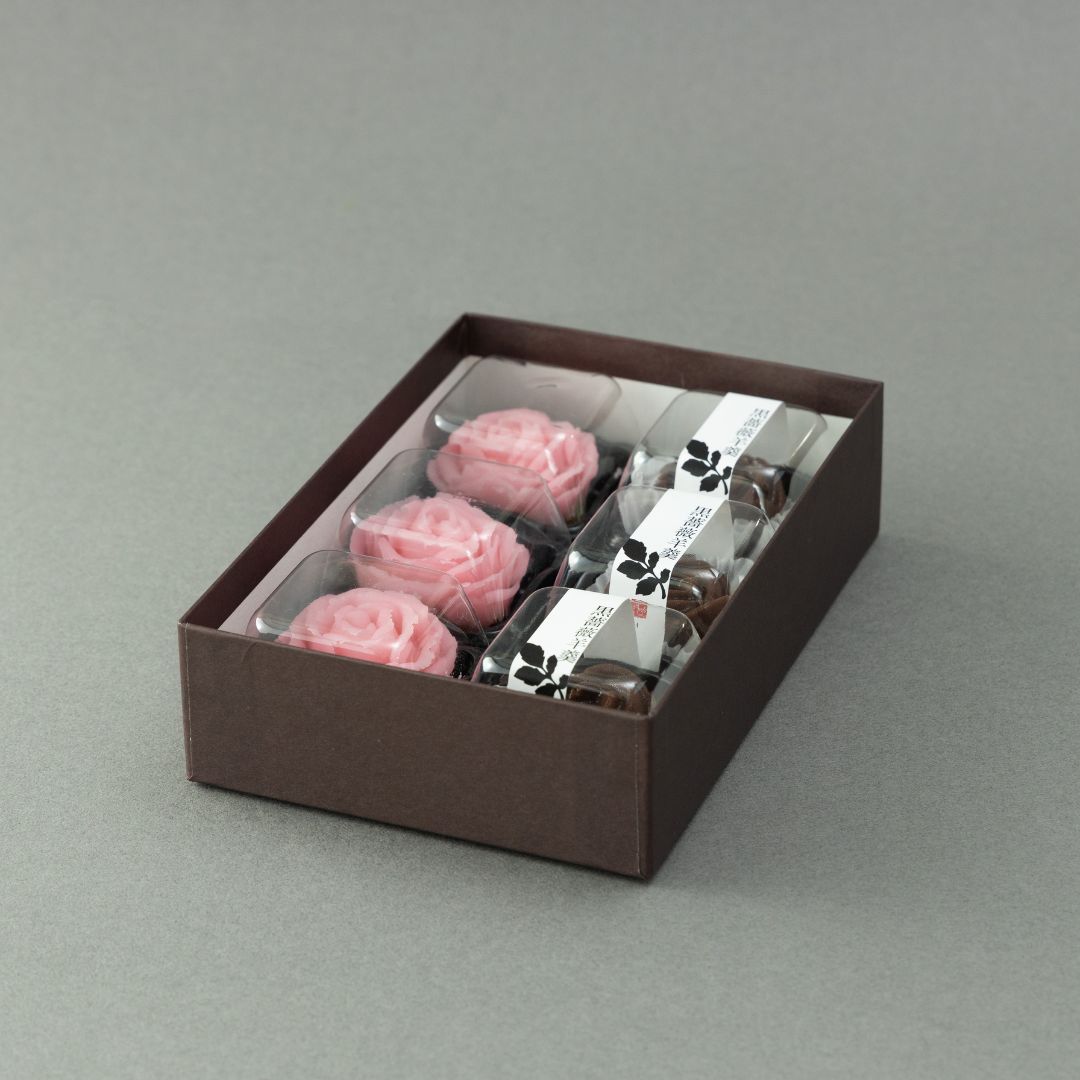 薔薇かさね －ショコラ羊かんと和菓子細工－